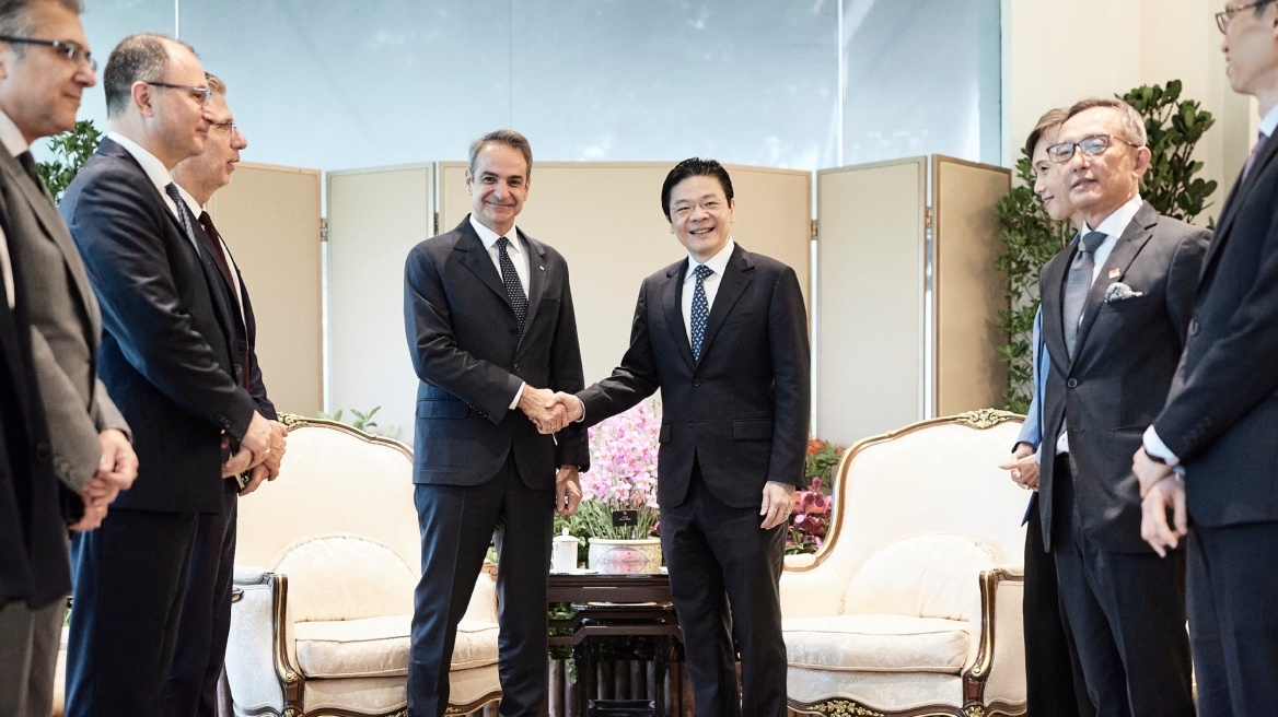 Ο Μητσοτάκης συναντήθηκε με τον πρωθυπουργό και τον πρόεδρο της Σιγκαπούρης - «Η ελληνική οικονομία πάει εξαιρετικά υπό την ηγεσία σας»