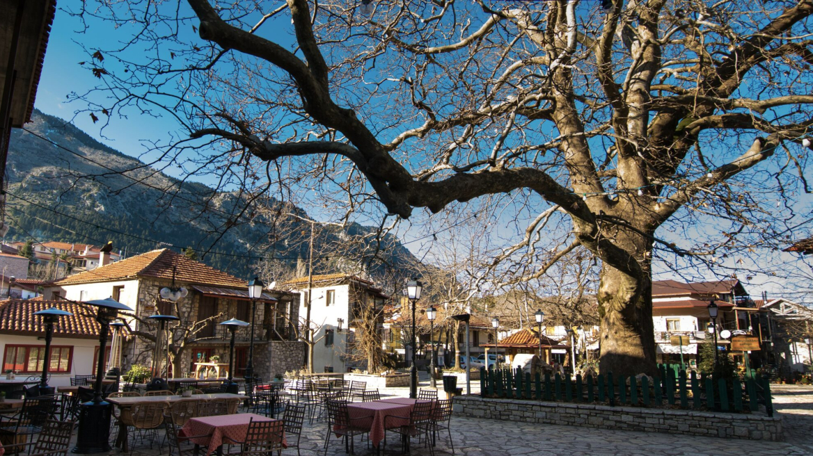Χριστούγεννα σε 5 χωριά της Στερεάς Ελλάδας - Προτάσεις για κοντινές και εορταστικές αποδράσεις