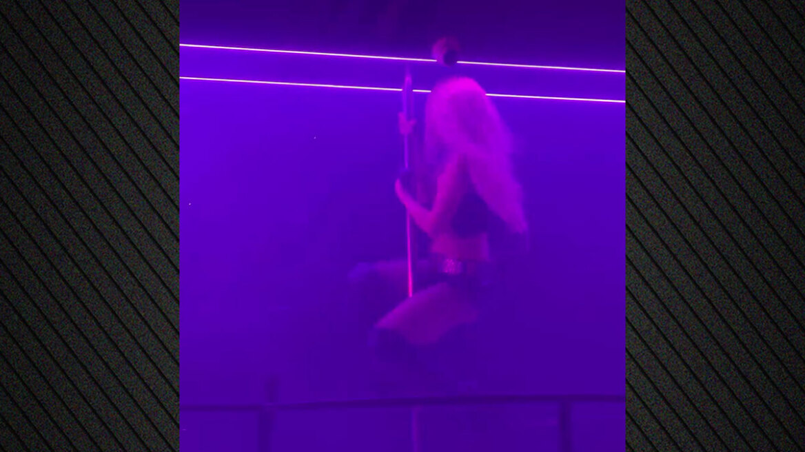 Ελένη Φουρέιρα: Η πρεμιέρα σε γνωστό κλαμπ και το pole dancing - Δείτε βίντεο