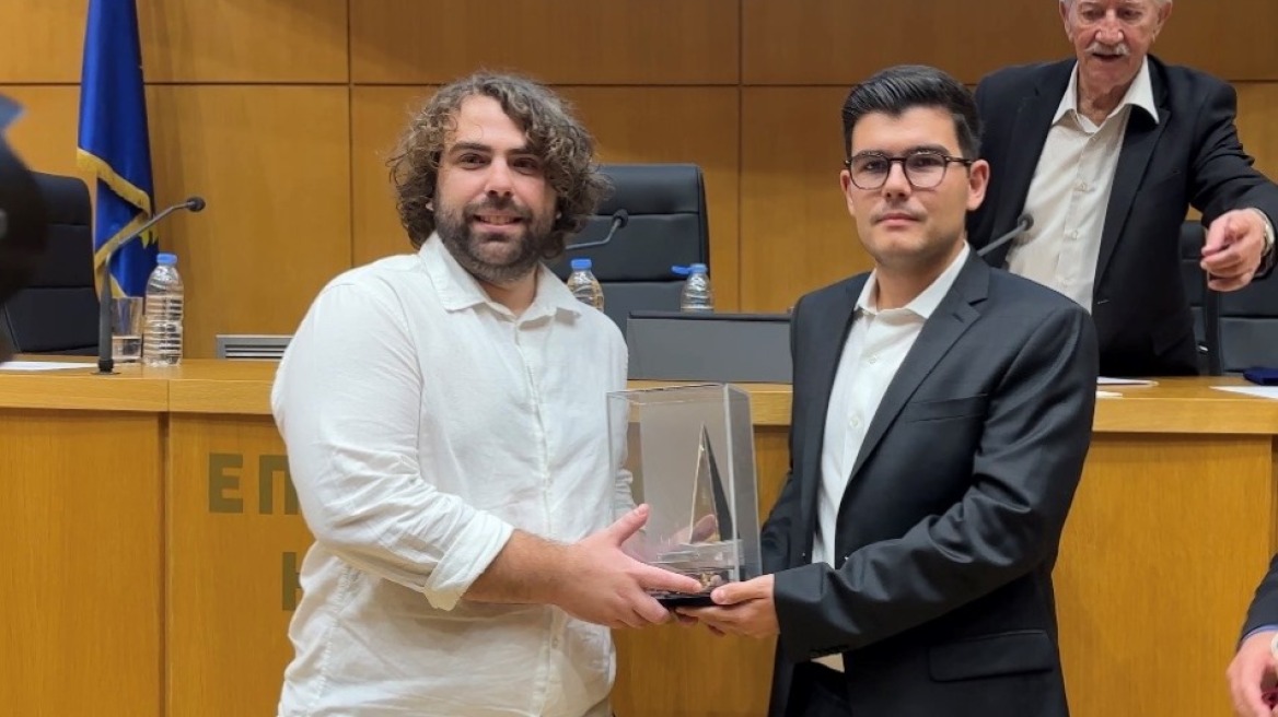 Ο Όμιλος Καράτζη τίμησε την επιστημονική αριστεία

