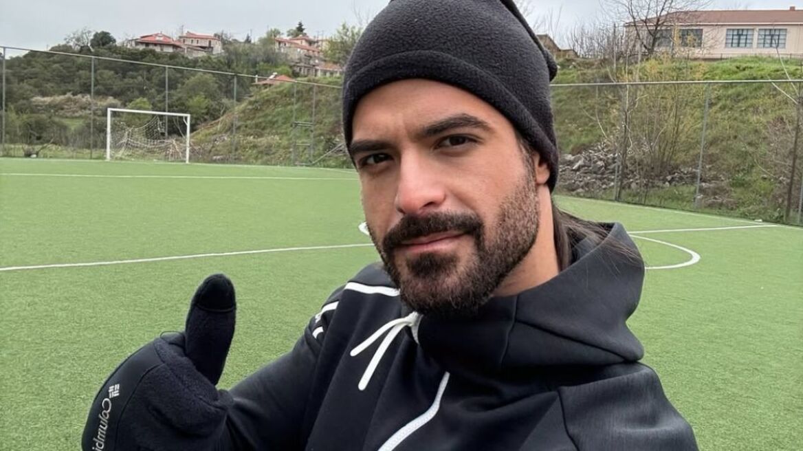 Άρης Μουγκοπέτρος για το ατύχημα με την κροτίδα: Mε τη βοήθεια του Θεού θα έρθουν καλύτερες μέρες