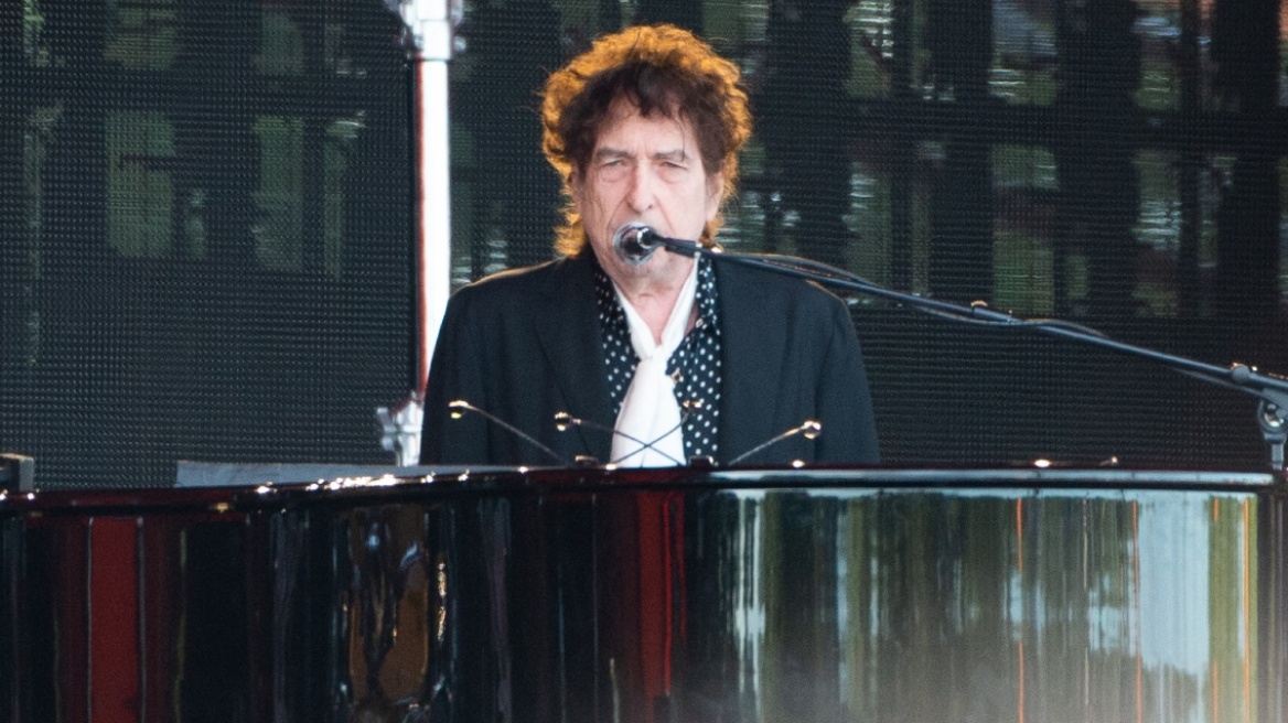 Ο Μπομπ Ντίλαν ερμήνευσε παραδοσιακή φολκ μπαλάντα για πρώτη φορά μετά από 34 χρόνια