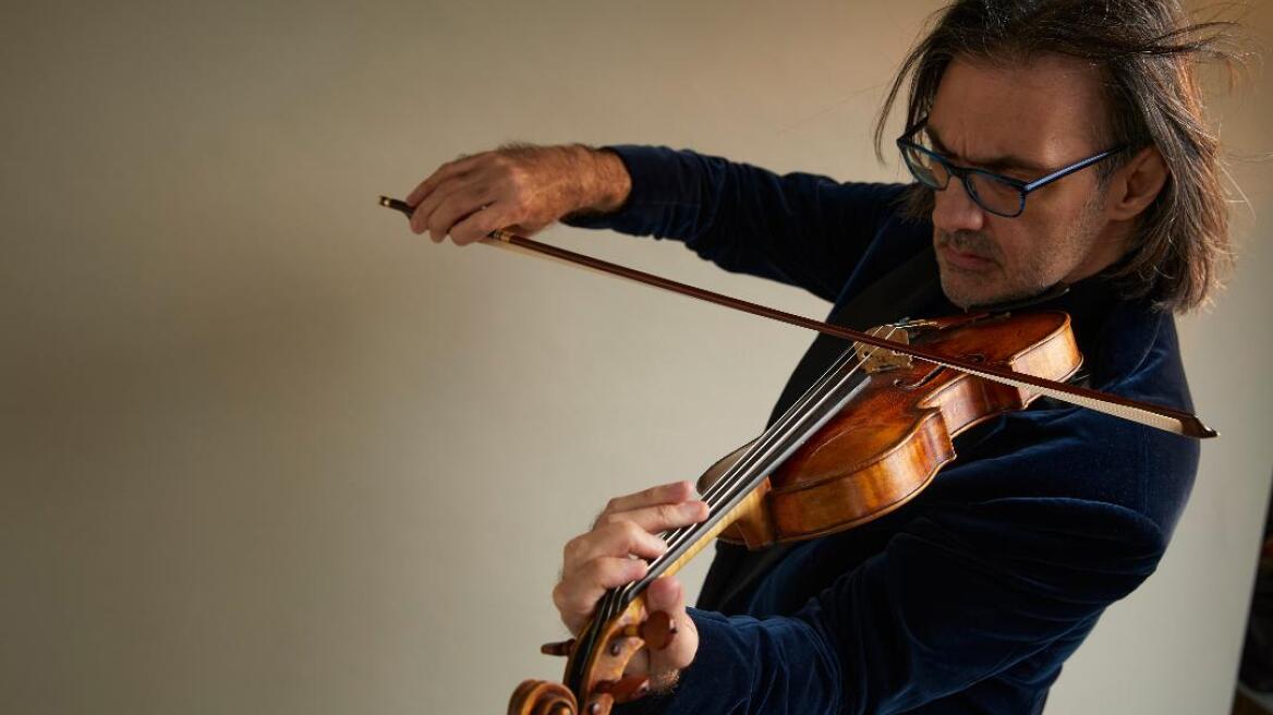 Λεωνίδας Καβάκος: Ο διεθνούς φήμης βιολονίστας στο Μέγαρο Μουσικής Αθηνών