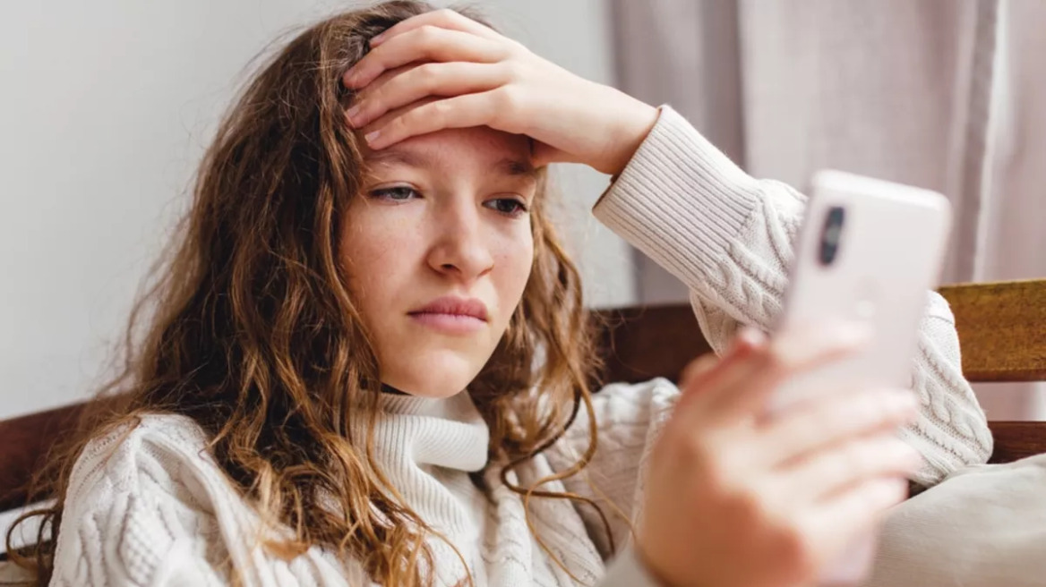 Τι θα συμβεί εάν «κόψετε» τα social media για μία εβδομάδα – Έρευνα σε νέους 18-24 ετών απαντά
