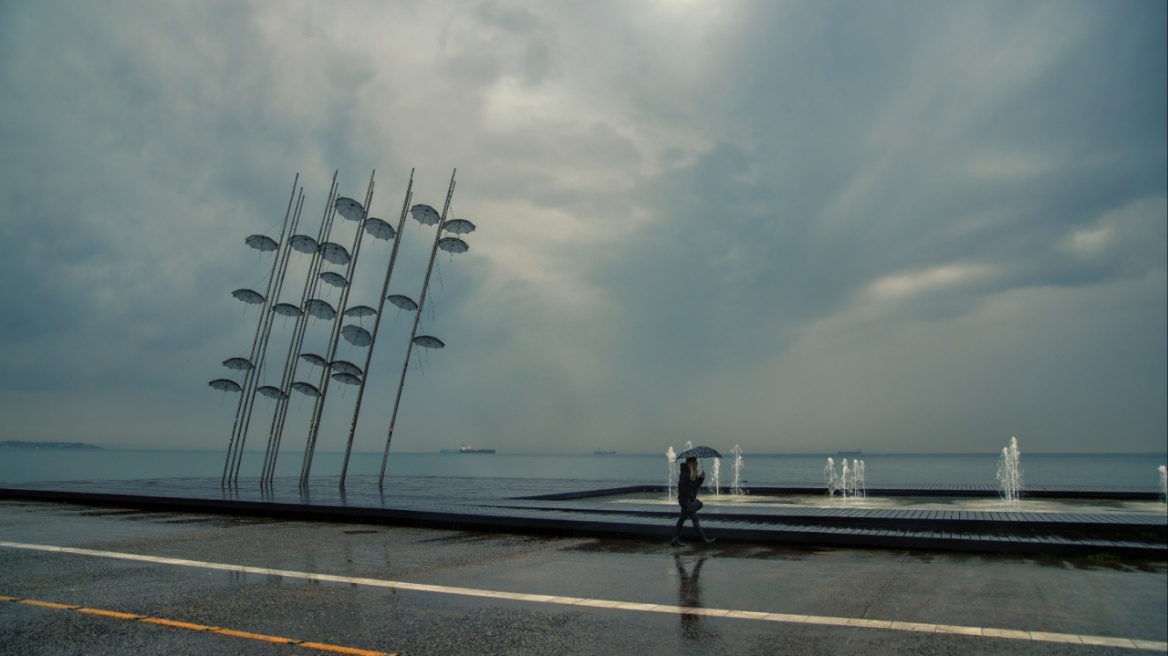 Καιρός: Κόκκινη προειδοποίηση 4 ημερών για την κακοκαιρία Adel - Ποιες περιοχές θα επηρεαστούν