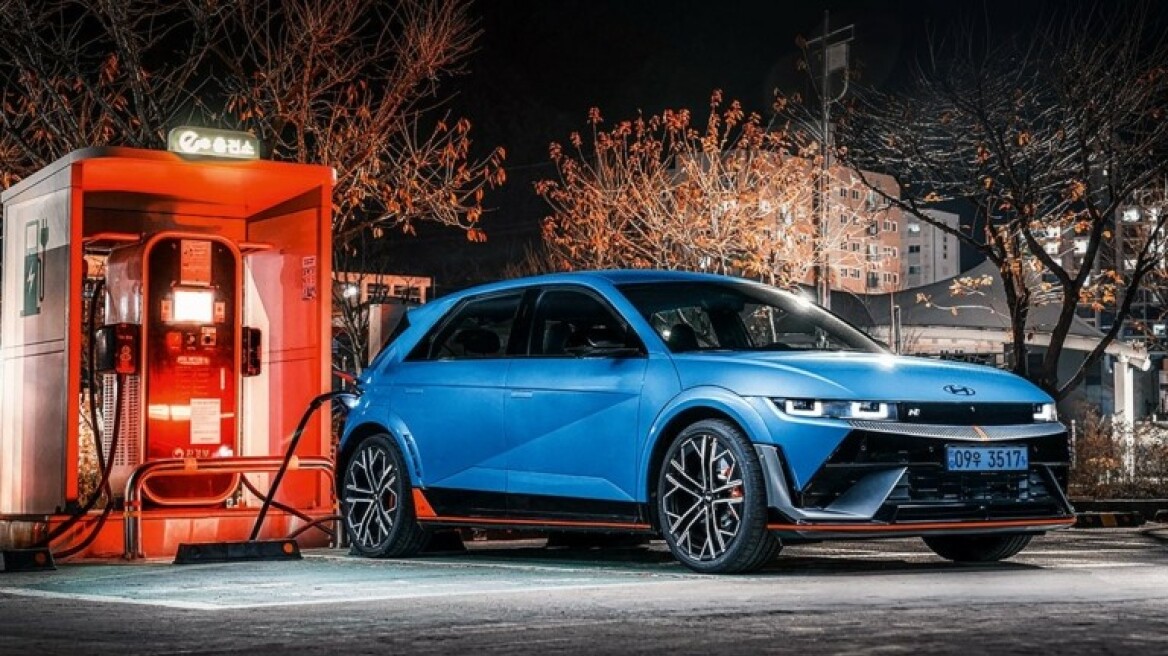 Γιατί η Porsche ακολουθεί τη Hyundai;