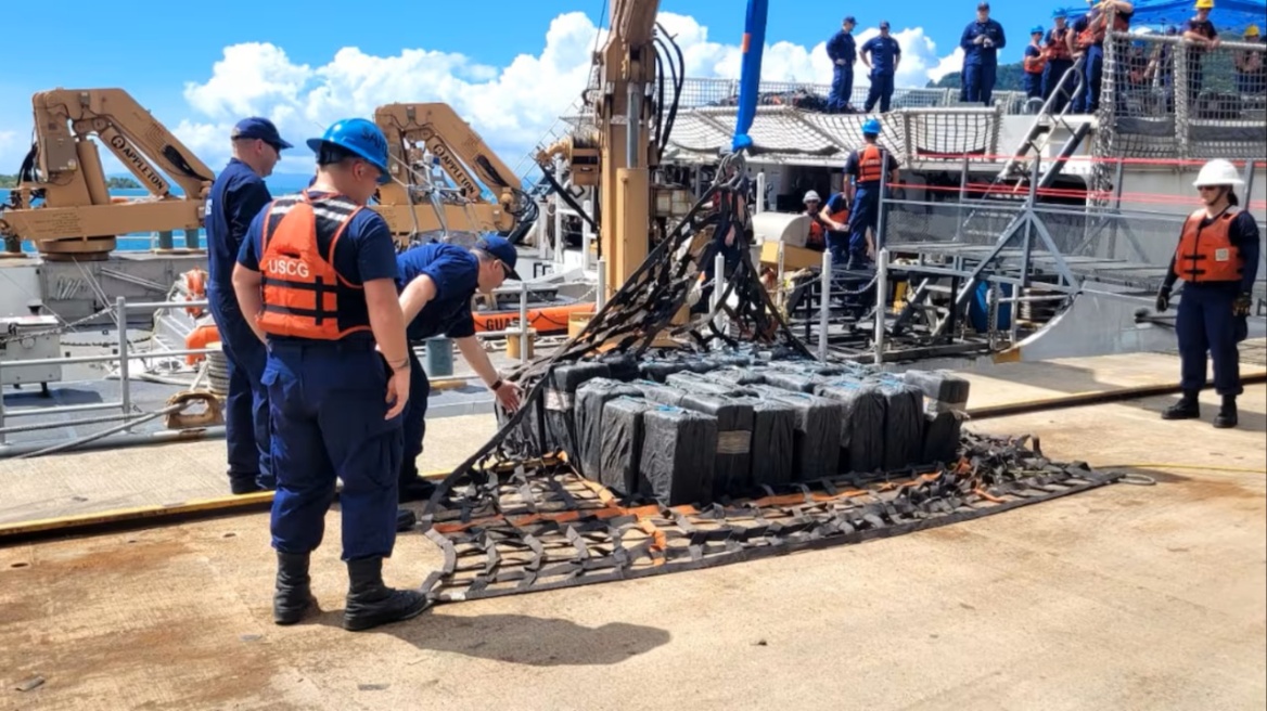 Η Κόστα Ρίκα και οι ΗΠΑ προχώρησan στην κατάσχεση 4 τόνων κοκαΐνης στον Ειρηνικό 