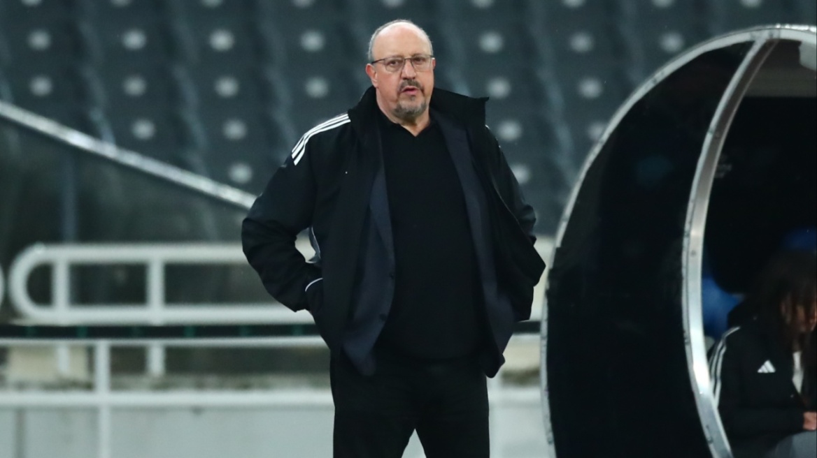 Μπενίτεθ μετά τη νίκη επί της Στουρμ Γκρατς: «Δείξαμε χαρακτήρα και καλή νοοτροπία» 