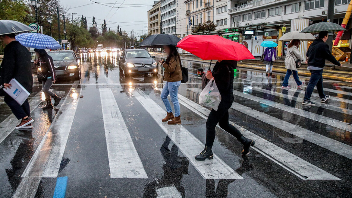 Live χάρτης δείχνει πώς θα κινηθεί η κακοκαιρία - Πότε θα εξασθενήσουν τα έντονα φαινόμενα σε Αττική και δυτικά ηπειρωτικά 