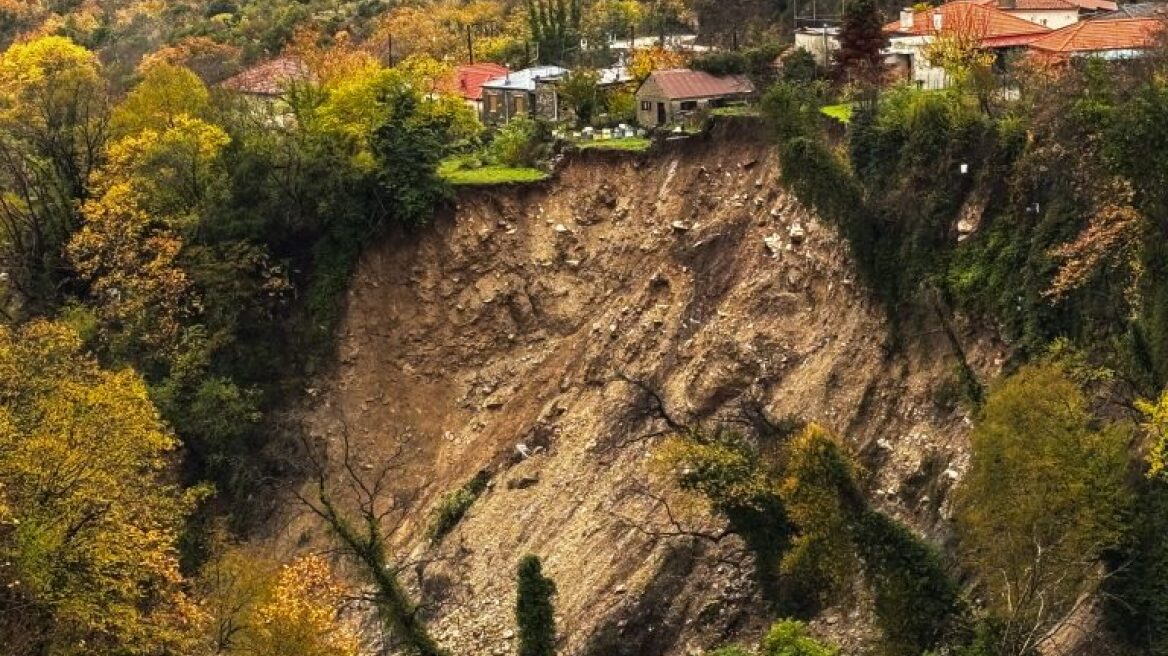 Ισχυρές βροχές και καταιγίδες στο Αν. Αιγαίο - 127 κλήσεις στην Πυροσβεστική από χθες στην Αττική