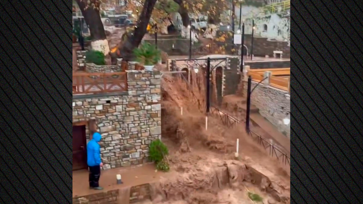 Σοβαρά προβλήματα στη Θάσο από την κακοκαιρία Adel: Πλημμύρες, καθιζήσεις και αυτοκίνητα παρασυρμένα από τα νερά 