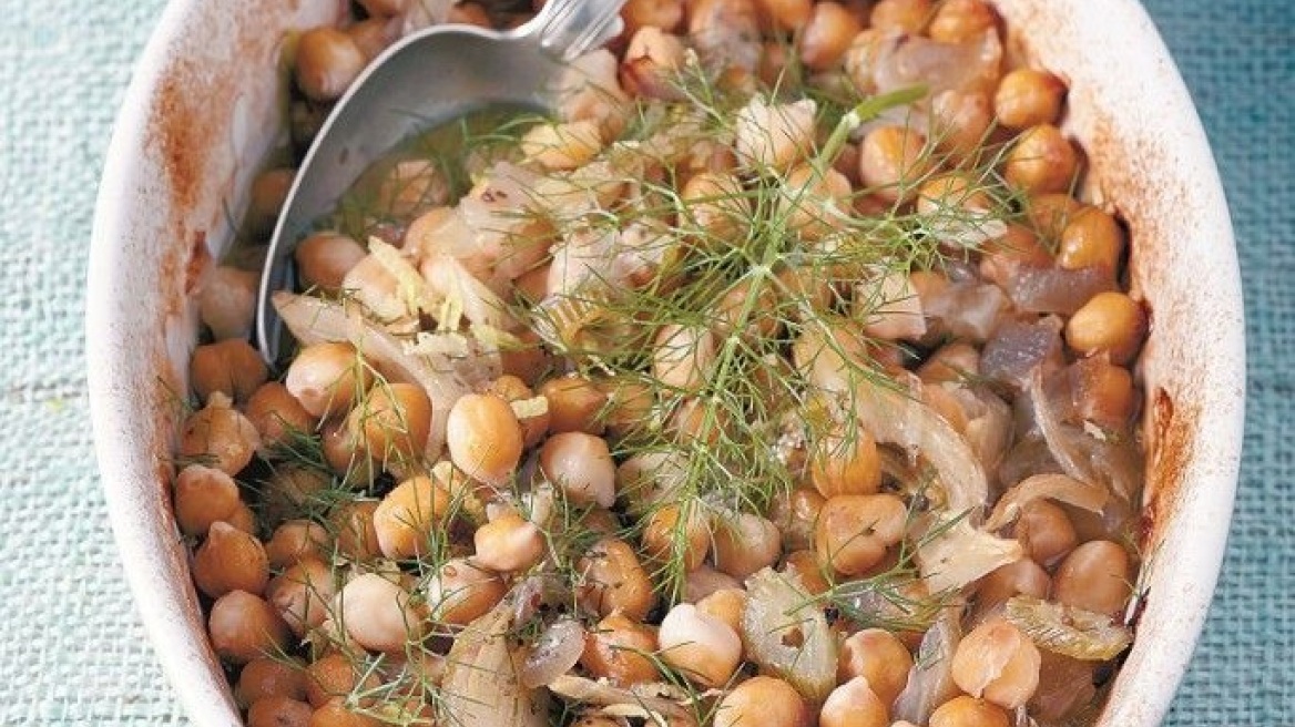 Ρεβίθια λεμονάτα με φινόκιο και μάραθο στη γάστρα
