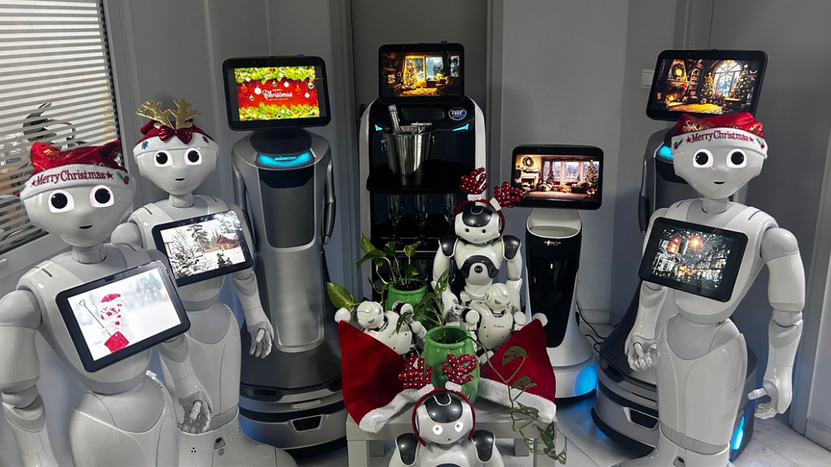 Ρομπότ κάνουν πρόβες για να πουν τα κάλαντα στη Θεσσαλονίκη - Δείτε φωτογραφίες