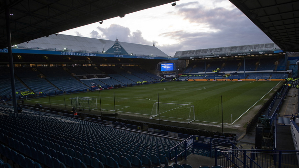 Αφαίρεση έξι βαθμών για την Σέφιλντ Γουένσντεϊ για οικονομικές οφειλές
