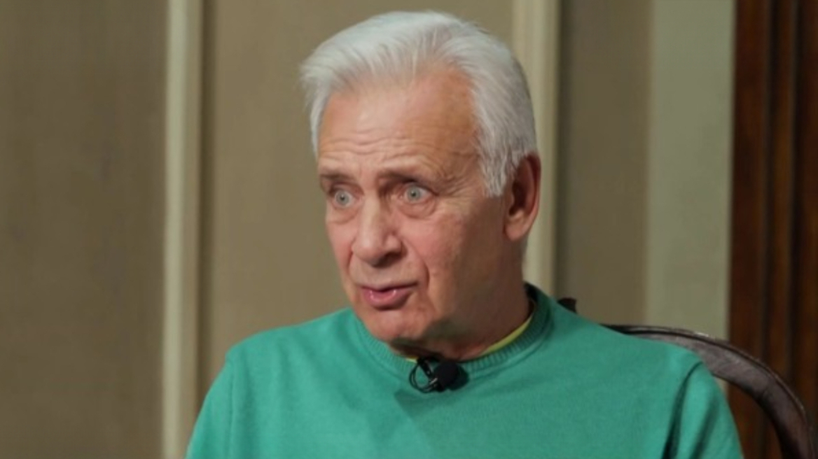 Αλέξανδρος Αντωνόπουλος: Το πρώτο πράγμα που μου λέω όταν ξυπνάω είναι «είσαι ακόμα ζωντανός, ελπίζω να είσαι και την υπόλοιπη μέρα»