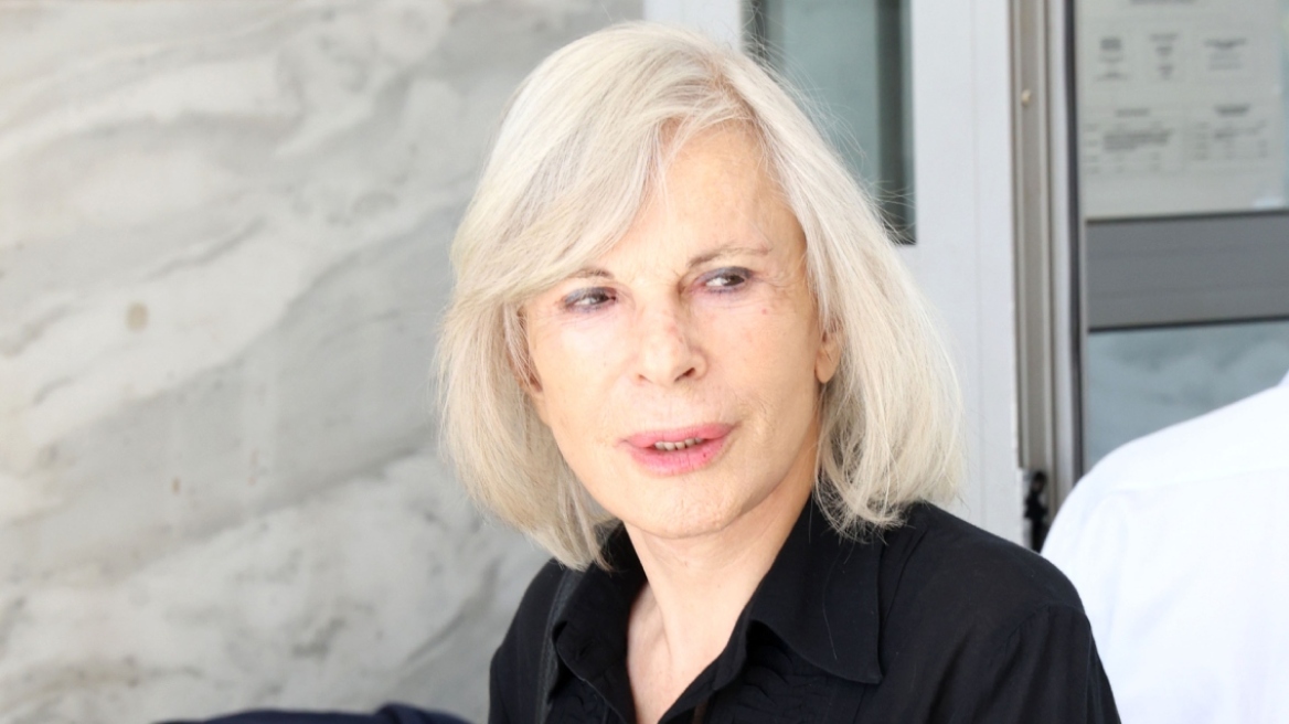 Ελένη Ροδά: Τρέχουν να καταγγείλουν οι ηθοποιοί ότι τους παρενοχλούν, και εμάς μας ρίχτηκαν αλλά δεν κάναμε αυτά τα πράγματα