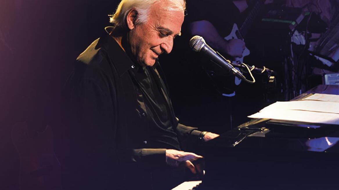 Ο Γιώργος Χατζηνάσιος βραβεύεται από την Ακαδημία Μαρία Κάλλας