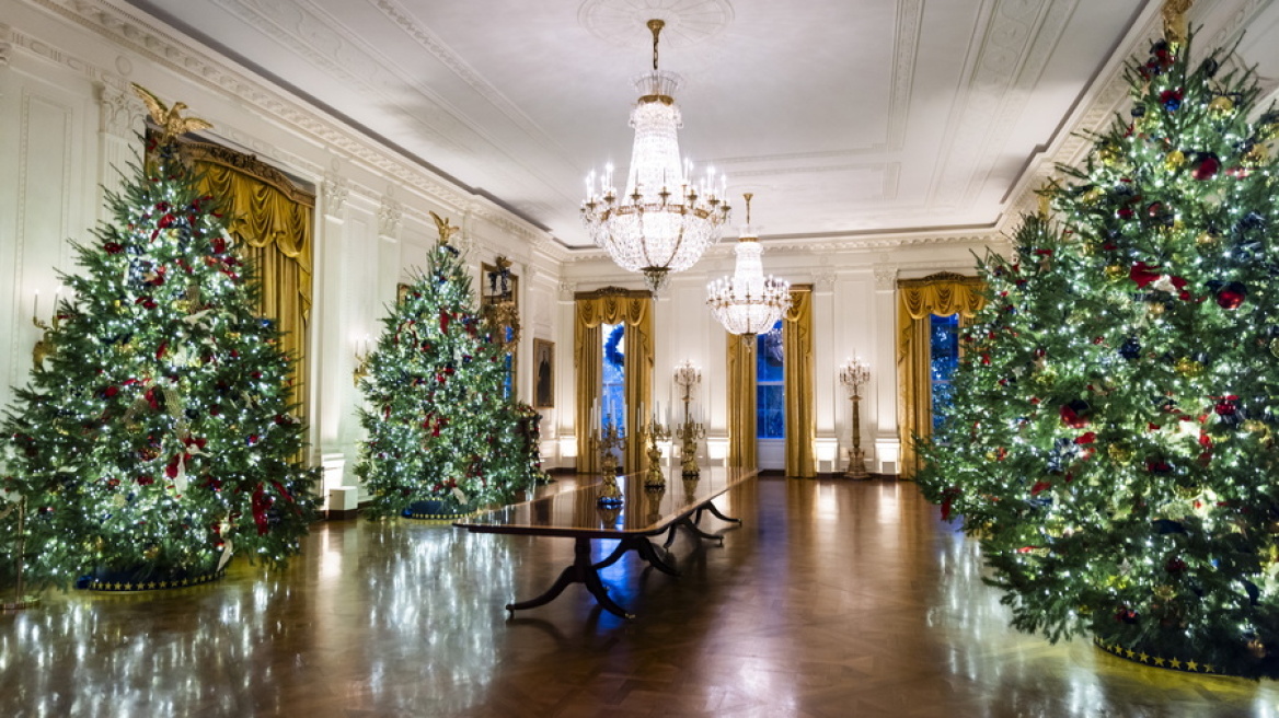 Βίντεο της Μελάνια Τραμπ από τον στολισμένο Λευκό Οίκο: «Ας μοιραστούμε με τον κόσμο γύρω μας, την αγάπη που έχουμε μέσα μας»