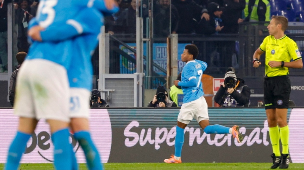Serie A: Με γκολ του Νταβίντ Νέρες η Νάπολι έφυγε με το διπλό από τη Ρώμη και έπιασε τη Μίλαν στην κορυφή - Δείτε βίντεο