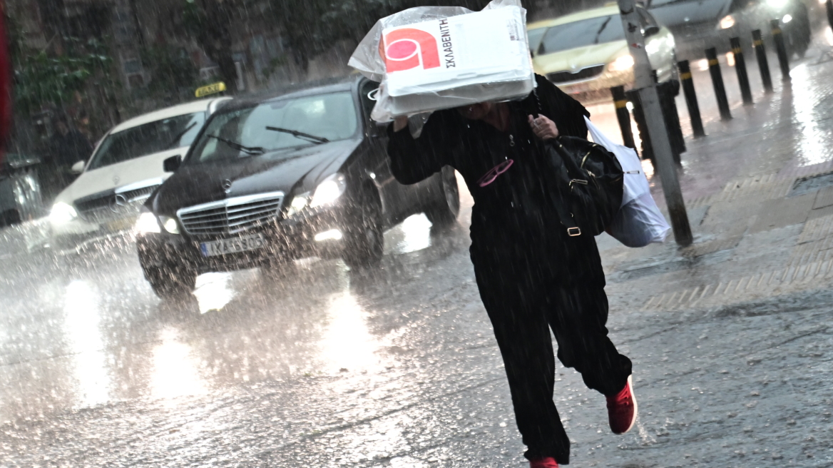 Καλλιάνος: Απότομη αλλαγή του καιρού με ισχυρές καταιγίδες και ριπές 9 μποφόρ στα πελάγη 