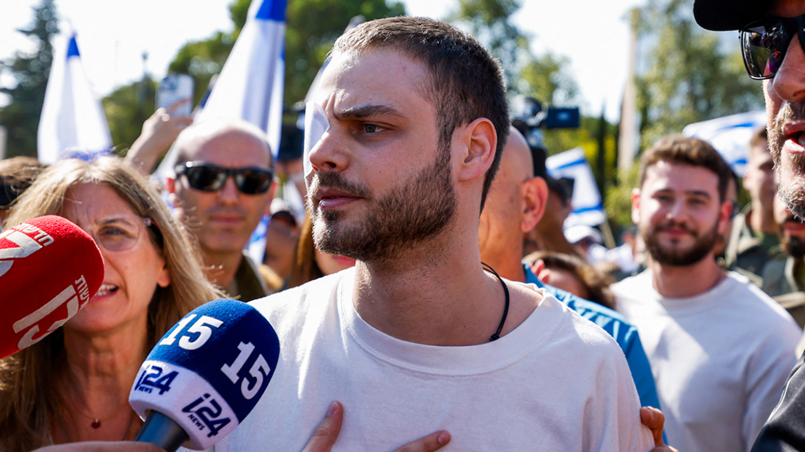 «Με έβαλαν στην κόλαση σε ένα δευτερόλεπτο, έτρωγα σαν σκύλος» - Ισραηλινός όμηρος της Χαμάς περιγράφει τη φρίκη που έζησε για δύο χρόνια