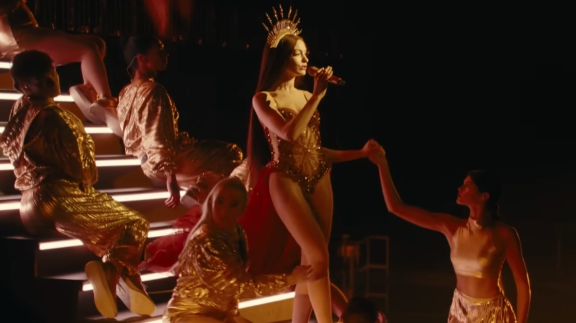 Κυκλοφόρησε το τρέιλερ της ταινίας «Mother Mary» - Σε ρόλο ποπ σταρ η Αν Χάθαγουεϊ