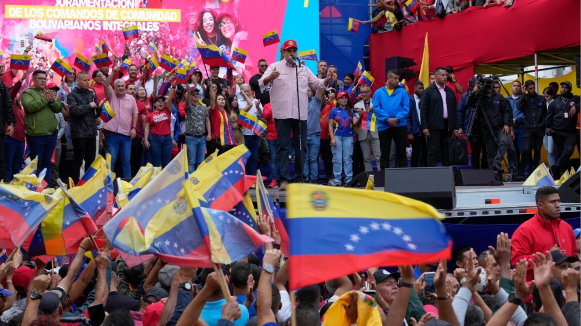 Μεγάλη διαδήλωση στη Βενεζουέλα εναντίον των απειλών από τις ΗΠΑ - «Δεν θέλουμε την ειρήνη των σκλάβων»