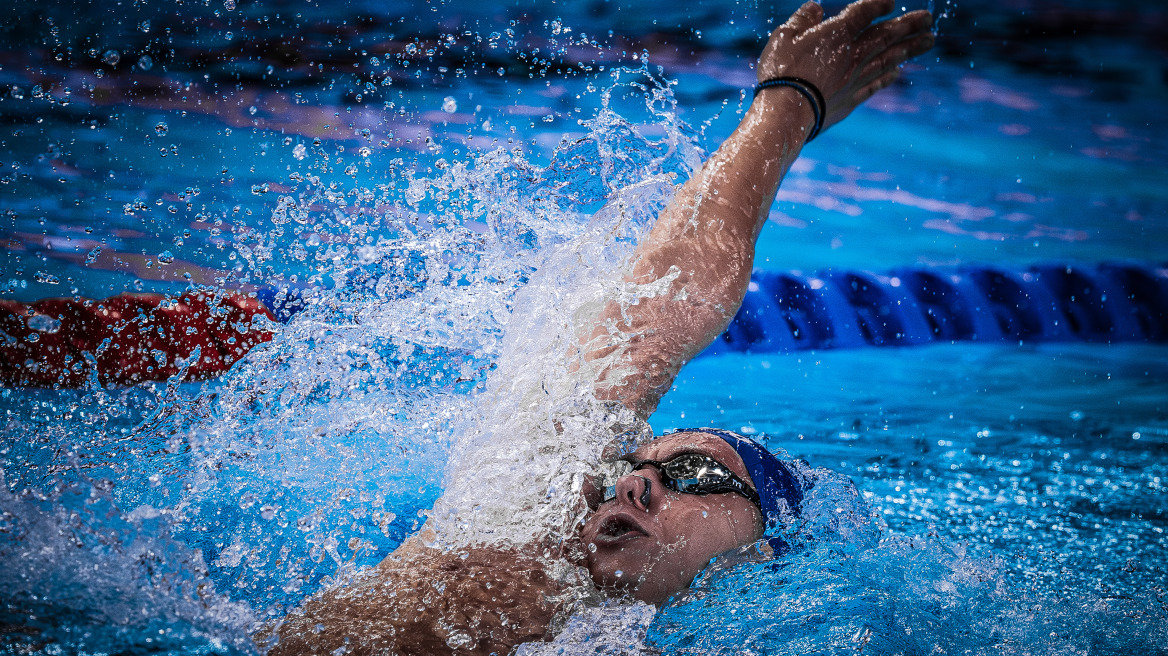 Κολύμβηση: Έκτος στην Ευρώπη με πανελλήνιο ρεκόρ στα 200μ ύπτιο ο Σίσκος, βίντεο 