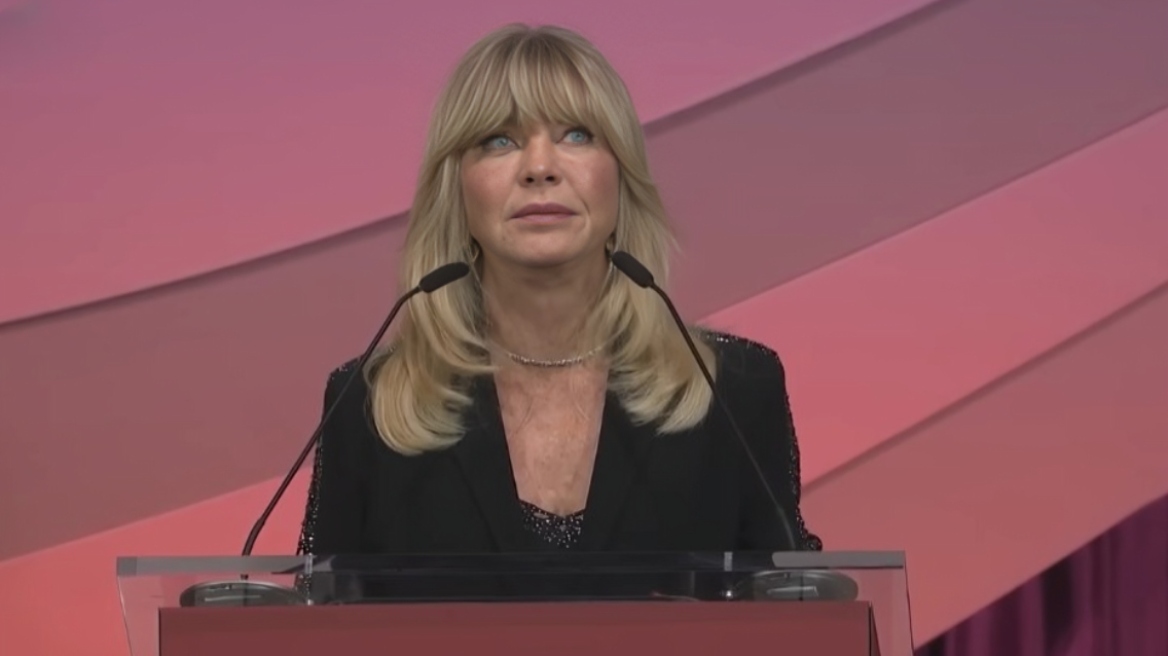 Συγκινημένη η Γκόλντι Χον για την Νταϊάν Κίτον: Έφερνε τόση χαρά, ζωή και ζωντάνια, ήταν σαν αστραπή