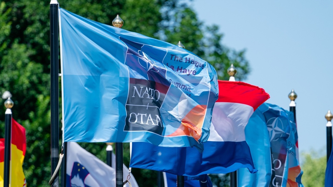 Τελεσίγραφο των ΗΠΑ στην ΕΕ: Αναλάβετε την πλειονότητα των δαπανών για το ΝΑΤΟ έως το 2027