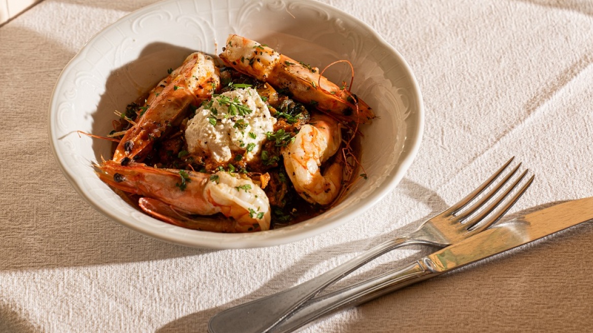 Τσιγαριαστά σέσκουλα με γαρίδες αχνιστές
