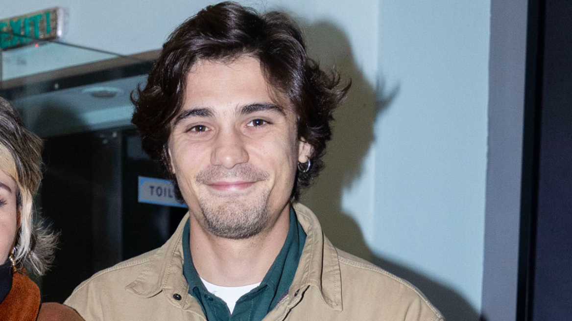 Κώστας Νικούλι για τις φωτογραφίες με τους θαυμαστές του: Είναι περίεργο όταν κάποιος σου ζητάει να κάνεις πράγματα
