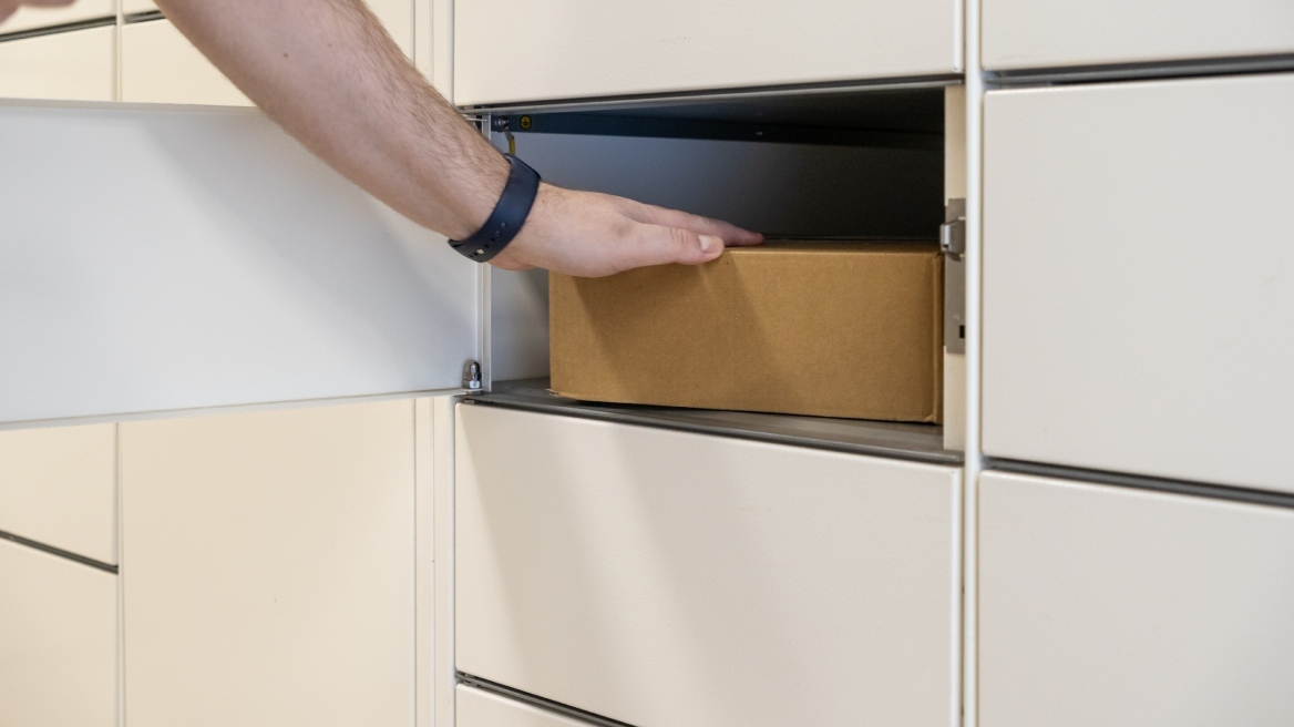 Θεσσαλονίκη: Συνελήφθησαν δύο 18χρονοι που διέρρηξαν θυρίδες παραλαβής δεμάτων