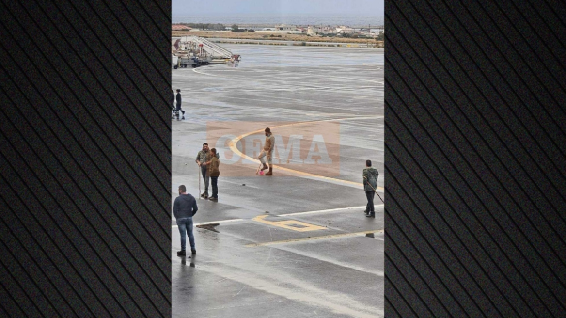 Αγρότες παίζουν ποδόσφαιρο στην πίστα του αεροδρομίου στο Ηράκλειο, δείτε βίντεο