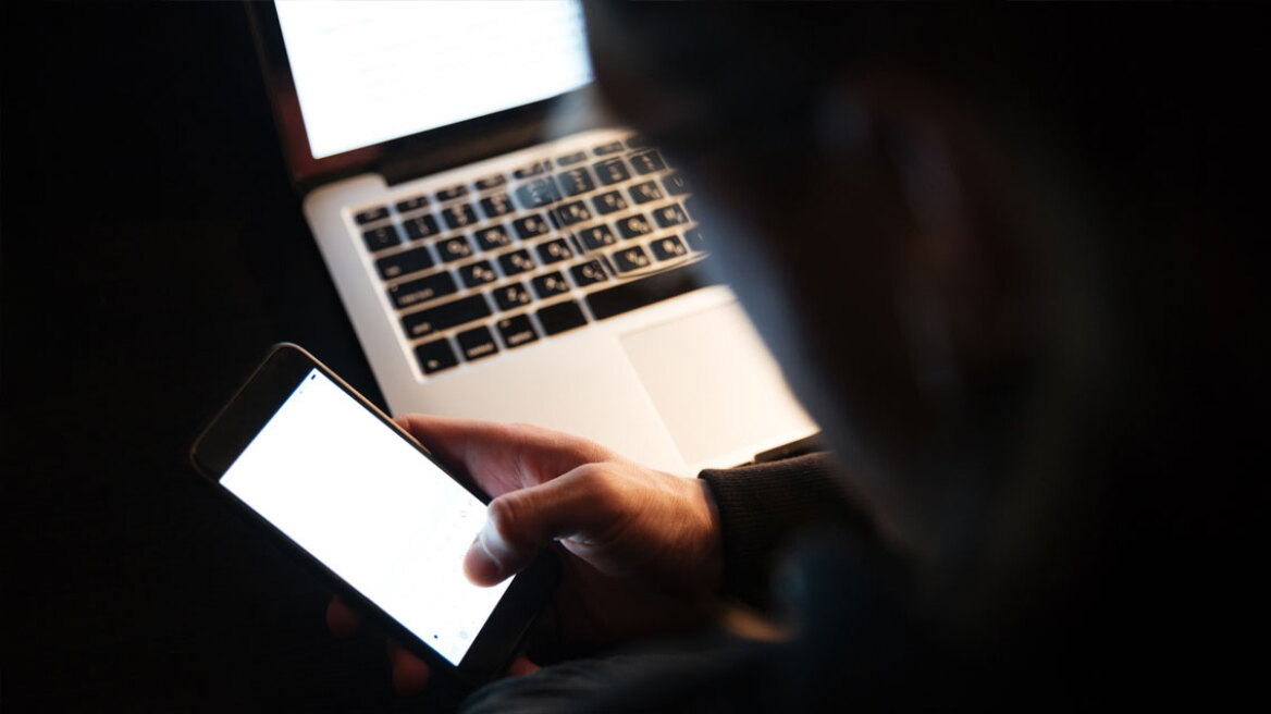 Πώς βρίσκουν οι απατεώνες το κινητό μας με τη βοήθεια της Τεχνητής Νοημοσύνης