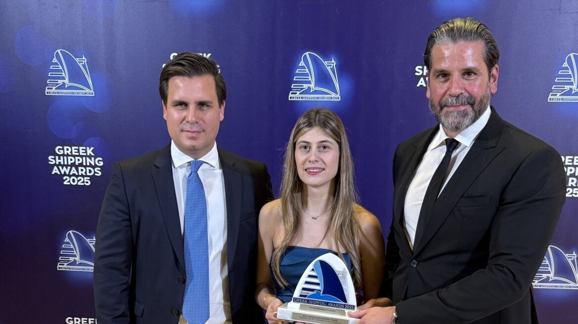 Greek Shipping Awards: Η Μαριέλενα Προκοπίου τιμήθηκε ως Προσωπικότητα της Νέας Γενιάς 
