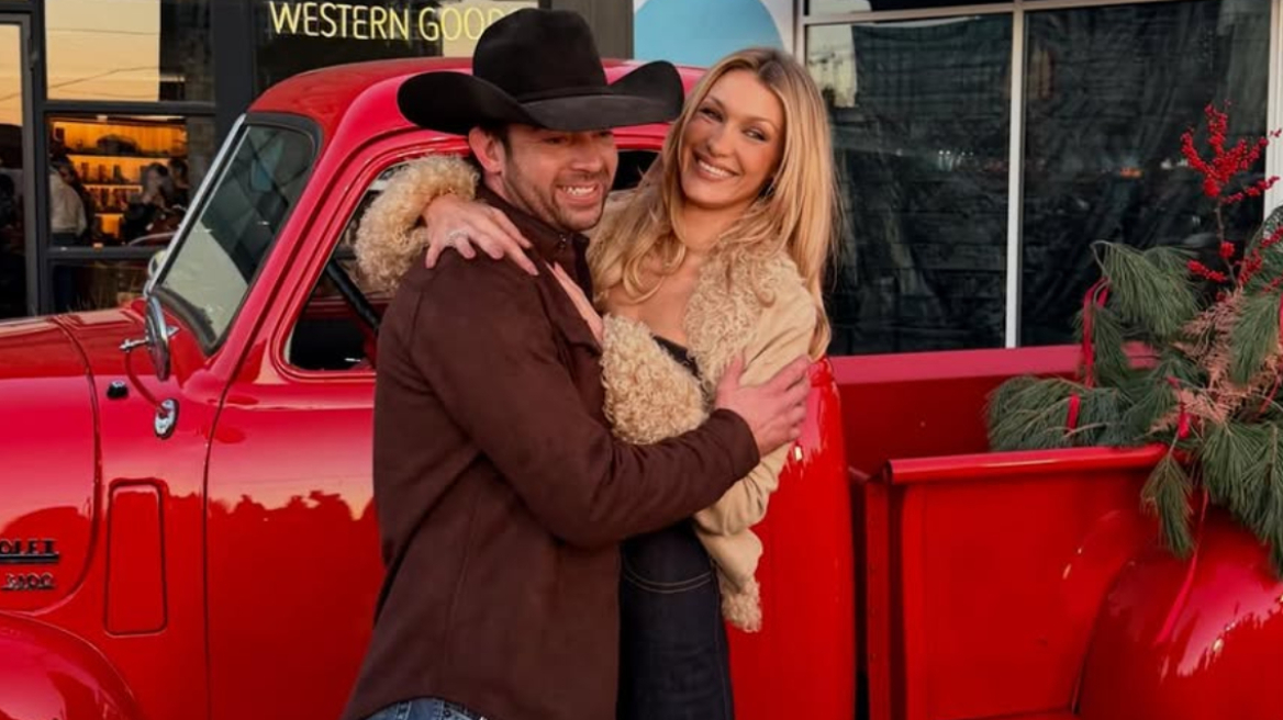 Η Μπέλα Χαντίντ ποζάρει με τον καουμπόη σύντροφό της στο Instagram