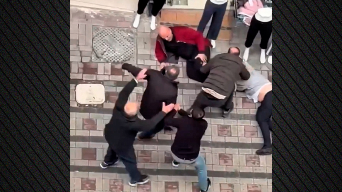 Άγριο φονικό για μια θέση πάρκινγκ σε γειτονιά της Κωνσταντινούπολης: Πυροβόλησαν δύο αδέλφια, το ένα έπεσε νεκρό