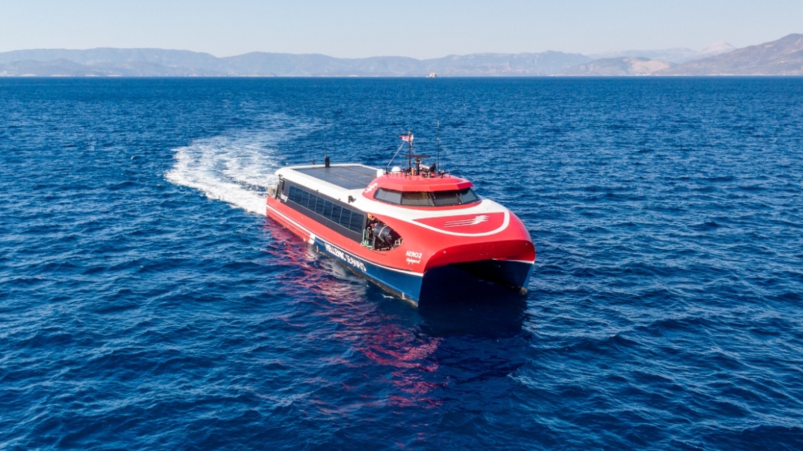 Μηχανική βλάβη στο AERO III πριν φτάσει στον Πόρο, προσέγγισε το λιμάνι με μειωμένη ταχύτητα