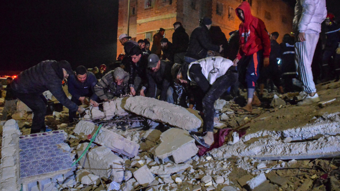Τα κτίρια που κατέρρευσαν στο Μαρόκο είχαν «ενδείξεις ρωγμών» εδώ και καιρό, στους 19 οι νεκροί