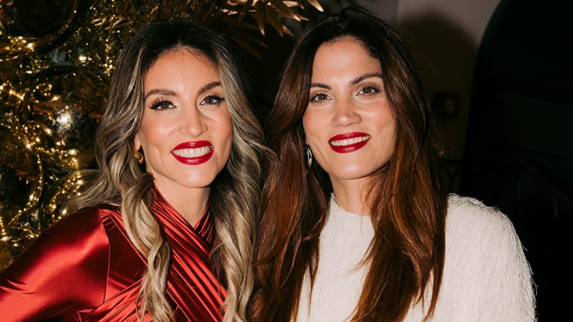 Christmas Glam: Τι φόρεσαν η Αθηνά Οικονομάκου και η Μαίρη Συνατσάκη στο πιο κομψό γιορτινό dinner