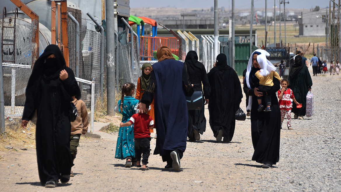 Συρία: Δεκαοκτώ γυναίκες και παιδιά προσπάθησαν να δραπετεύσουν από το στρατόπεδο Αλ Χολ όπου κρατούνται συγγενείς τζιχαντιστών