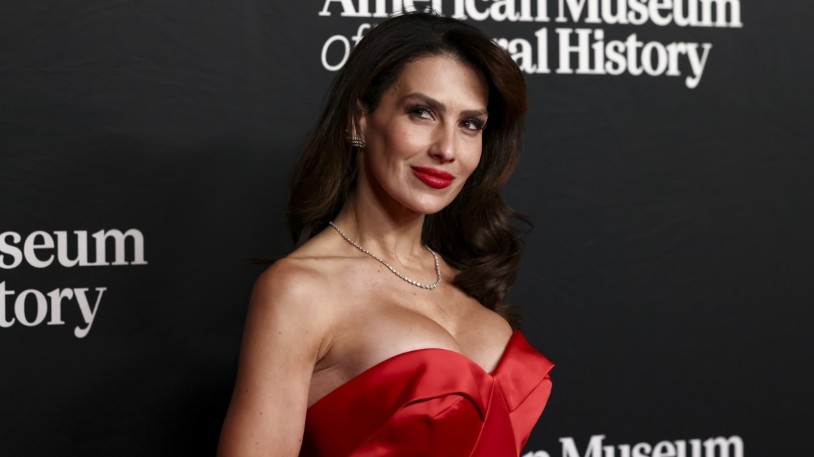 Χιλάρια Μπάλντουιν: Πώς υποστήριξε την απόφασή της να πουλήσει τη φωτογραφία του μωρού της για 95.000 δολάρια
