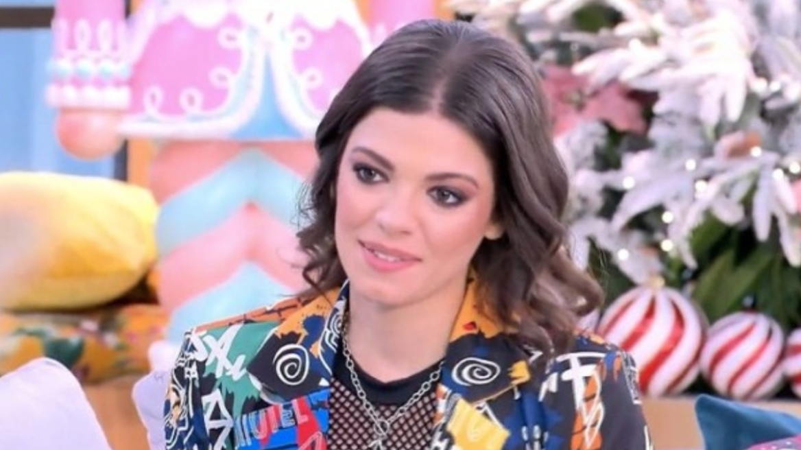 Τζένη Καρέζη: Τη γιαγιά μου τη γνώρισα μέσα από τον μπαμπά μου, είπε η εγγονή της