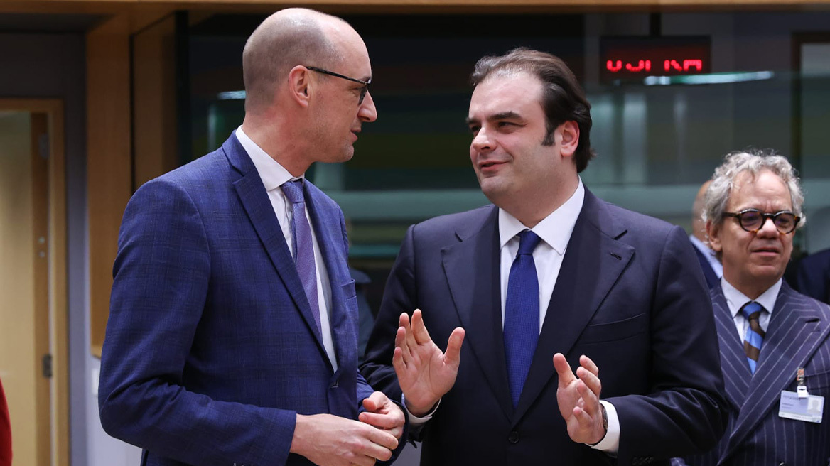 Θα ψηφίσω Πιερρακάκη, δήλωσε ο Γερμανός ΥΠΟΙΚ πριν την συνεδρίαση του Eurogroup για την εκλογή του νέου προέδρου