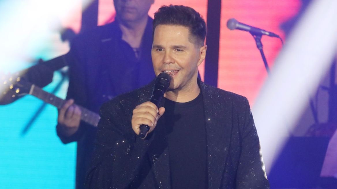 Ο Γιώργος Τσαλίκης διέκοψε συναυλία γιατί νόμιζε ότι τον σημαδεύουν με όπλο: Λέω έτσι θα πεθάνω