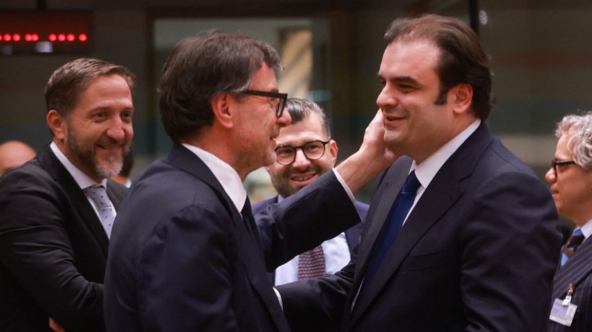 Συγχαρητήρια στον Πιερρακάκη από τους συναδέλφους του στο Ecofin - Φωτογραφίες από τη συνεδρίαση