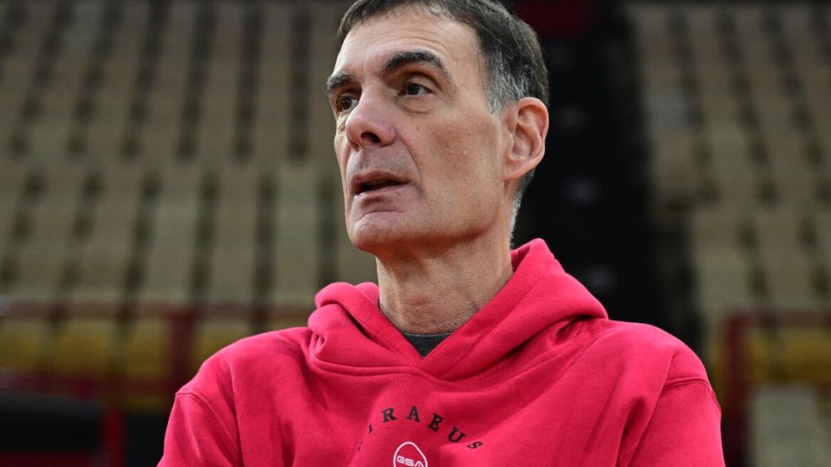 Μπαρτζώκας: Πρέπει να νικήσουμε τη Βαλένθια, δεν θα παίξει ο Μόρις