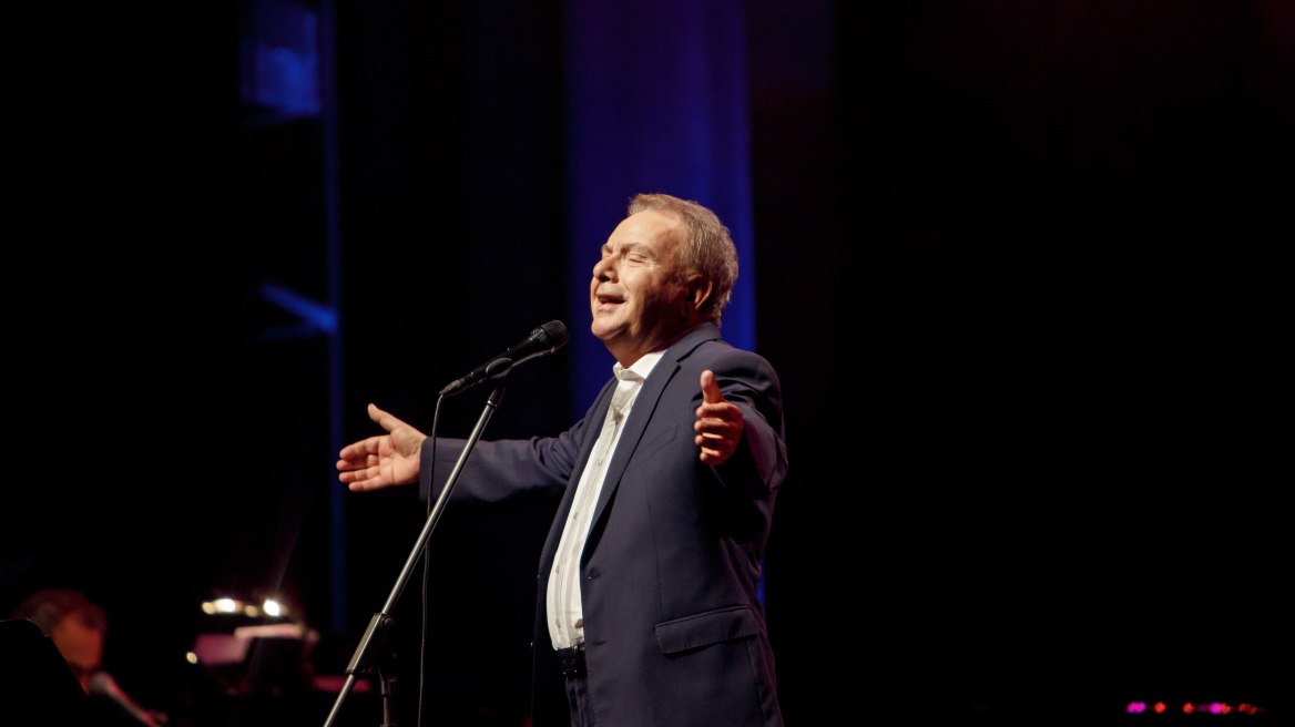 Ο Μανώλης Μητσιάς ετοιμάζει συναυλία - αφιέρωμα στον Νίκο Γκάτσο 