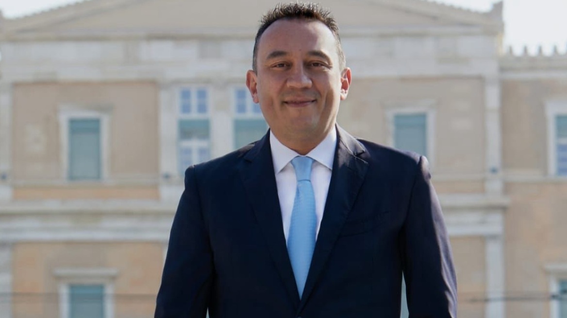 Εγκαινιάστηκε από τον υφυπουργό Παιδείας, Κώστα Βλάσση, το Σχολείο Δεύτερης Ευκαιρίας στον Ασπρόπυργο